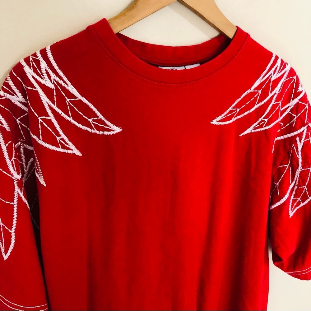 Vintage Y2K Evolution Design  Embroidered Tee - Picture 2 of 5